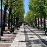 W Slupsku Centrum Bezplatny Parking アパート *